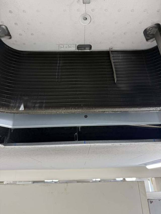 業務用エアコン清掃 熱交換器施工前